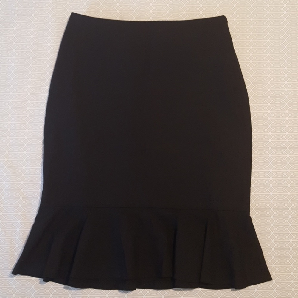 The Limited Skirt